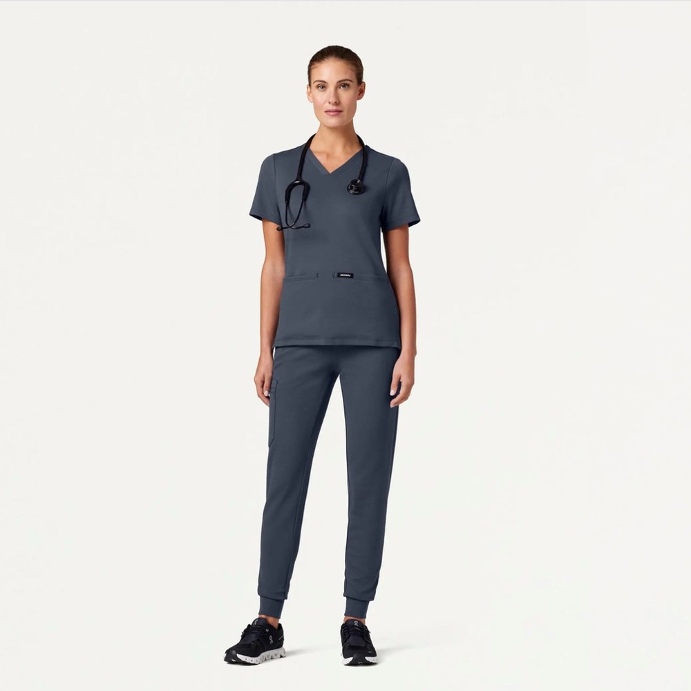 Jaanuu Gray Ultrasoft Scrub Set